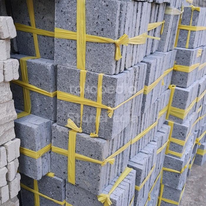 Gambar batu alam andesit bakar bintik 10x10 termurah dari stonepedia undefined Tokopedia