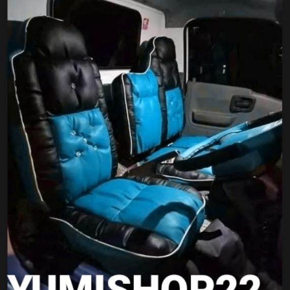 Gambar Sarung Jok Plus stir truk Isuzu Traga Model Sofa Permata - Hitam Biru Muda dari YUMISHOP22 undefined Tokopedia
