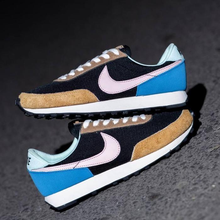 Jual Sepatu Nike Daybreak Atomic Pink/ Baltic Blue Jakarta