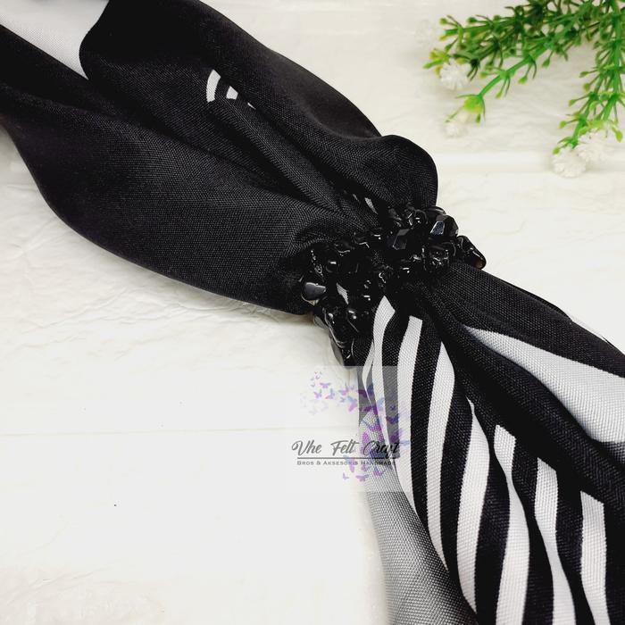 Gambar Ring hijab mutiara bros jilbab mutiara batu pecah bross cincin - Hitam dari kreasi vhe felt undefined Tokopedia