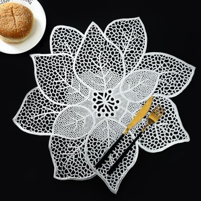 Gambar Tatakan Piring Makan / Placemat For Dining Table PVC MYH - Silver dari Sejati Official Store undefined Tokopedia