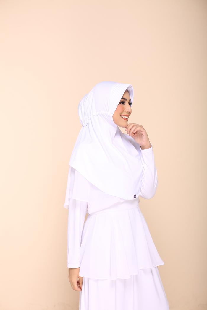 Gambar Bergo polos Elzatta Hijab Serut belakang Zaria Sahara Bahan Spandex - 902 putih dari Intanhijabb undefined Tokopedia