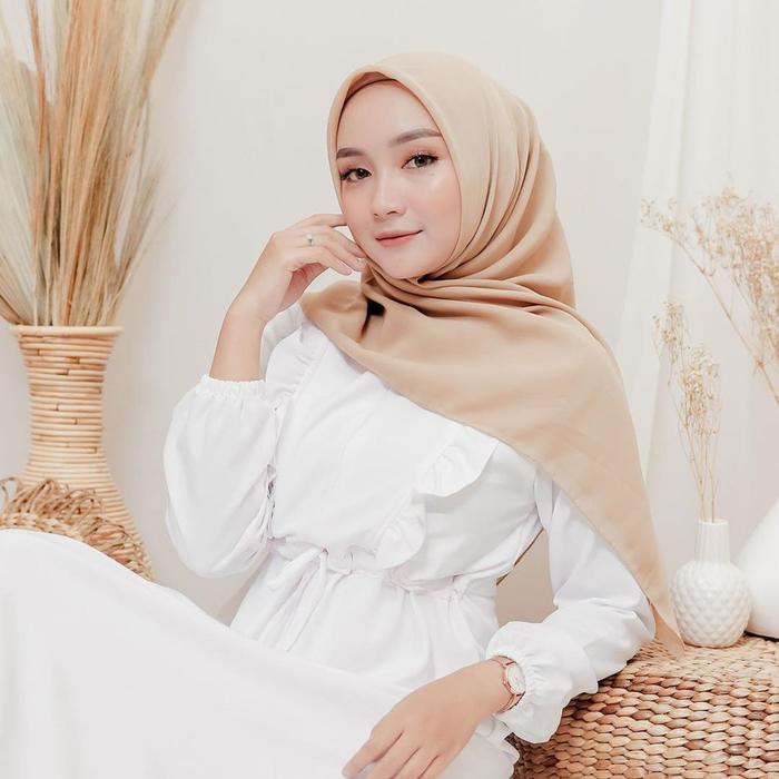 Gambar Jilbab Segi Empat murah terbaru - coksu dari begaya fashionn undefined Tokopedia