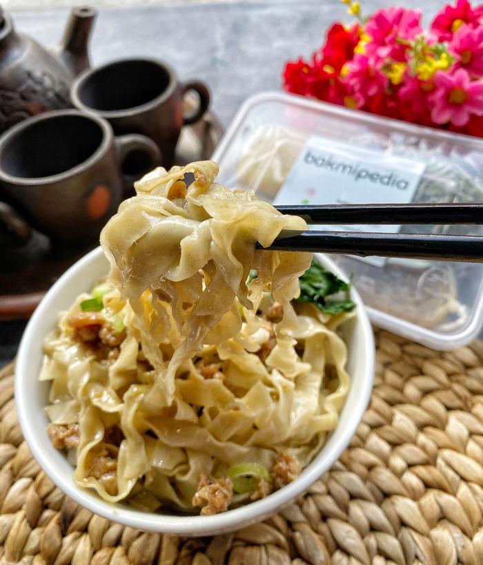 Gambar Bakmie / Kwetiau / Bihun Ayam Homemade Frozen by Bakmipedia - Mie Lebar dari Sophie Sally Jakarta undefined Tokopedia