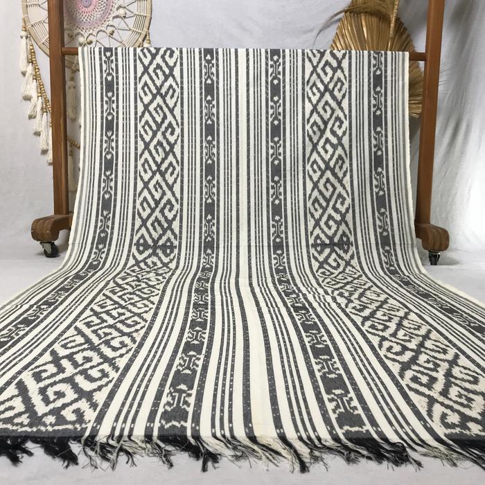 Gambar Kain Tenun Blangket Ethnic Motif Bunga Original Handmade dari Ikat Ethnic fashion undefined Tokopedia