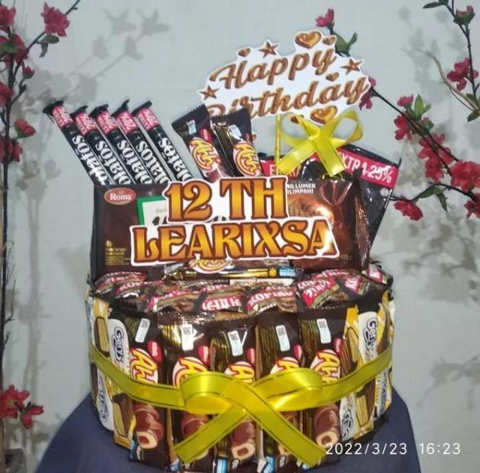 Gambar SNACK TOWER KUE TART BUCKET BUKET JAJANAN SNACK SUSUN ULANG TAHUN COD - 1 Tingkat dari Central25 undefined Tokopedia