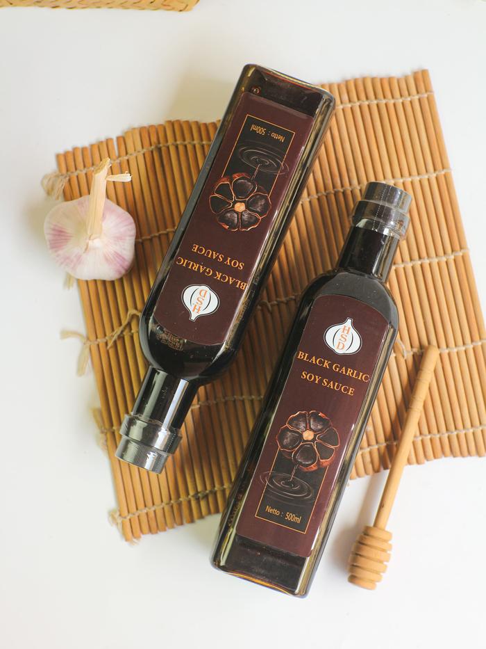 Gambar KECAP ASIN DENGAN BLACK GARLIC 500ML dari Bawang Hitam HSD undefined Tokopedia