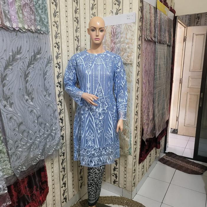 Gambar Kebaya Tunik Tile - Setelan Kebaya Modern - Dress Pesta - Baby Blue, Kebaya L + Rok dari Et collection undefined Tokopedia