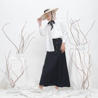 Gambar KIMI BUTTON SKIRT - Black dari Benang Hijab undefined Tokopedia