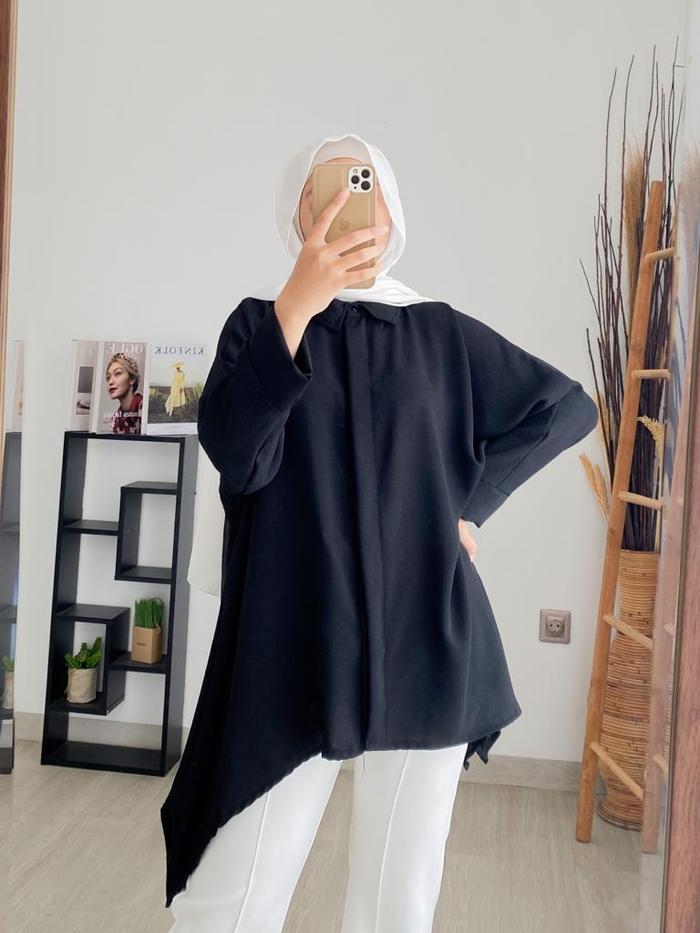 Gambar Blouse Jumbo Wanita Batwing Shirt Oversize Crinkle Full Kancing - Black dari gotasa undefined Tokopedia