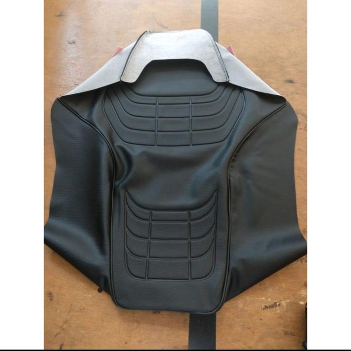 Gambar cover bungkus kulit variasi jok motor rx king / RX KING - list hitam dari Zeus Variasi Jog undefined Tokopedia
