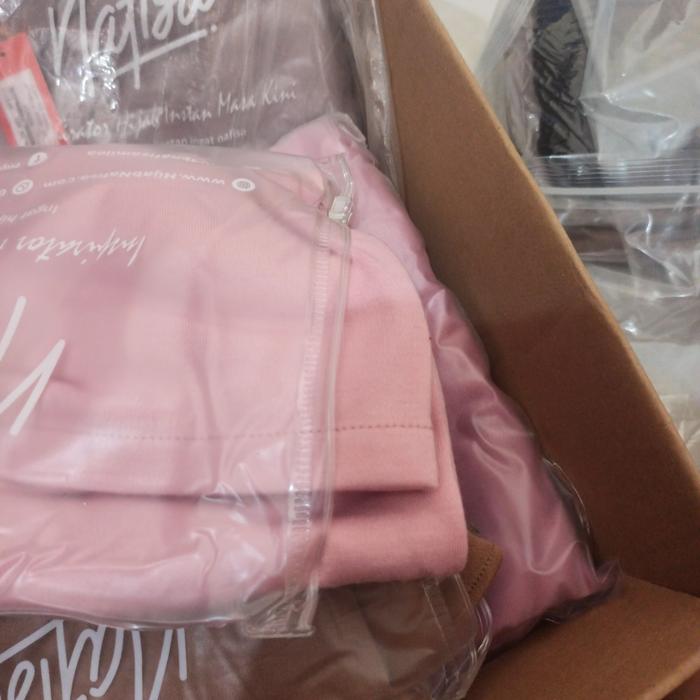 Gambar Nafisa Bergo Instant Harian Jilbab Non Pet Kaos Premium Daily At Home - Dusty Pink, M dari Firdausa Collection undefined Tokopedia