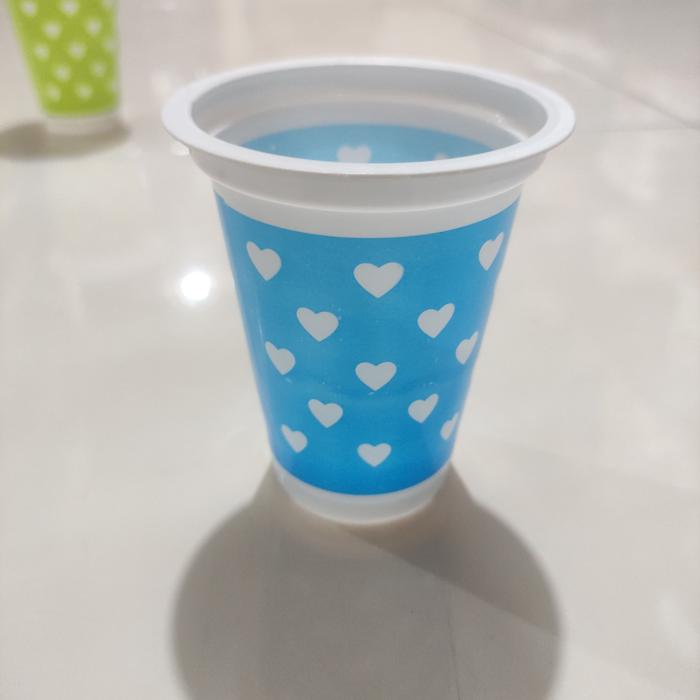 Gambar gelas plastik bola bola/gelas polkadot warna/ gelas plastik Love 200Ml - Biru dari Bobaolshop99 undefined Tokopedia