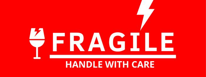 Gambar Stiker Fragile Murah | Stiker Fragile ukuran 5x8 cm | Lakban Fragile - Gambar E dari Solanus Store undefined Tokopedia