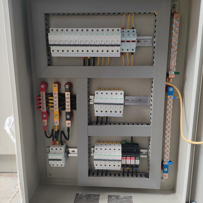 Panel Sdp Jual panel distribusi pembagi sdp 20a - Jakarta Pusat - SOLUTION ...
