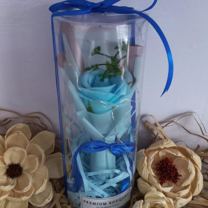 Gambar Mini Rose Soap Bouquet / Mini Bouquet / Buket / Mini buket / - Biru dari Ourfutureid undefined Tokopedia