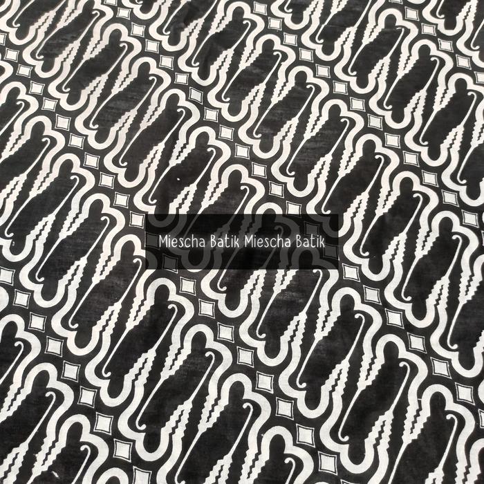 Gambar crn kain batik monokrom hitam putih batik printing monokrom - J dari Musana Batik Pekalongan undefined Tokopedia