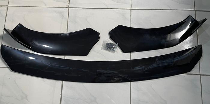Gambar Winglet Set Mobil Model Sambung Universal Diffuser Depan Mobil - A dari Automotife undefined Tokopedia