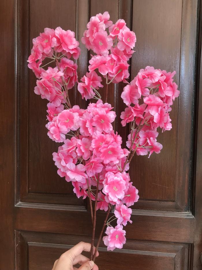 Gambar Cherry blossom artificial tanpa daun versi ekonomis bunga plastik - Merah Muda dari Anna Florist undefined Tokopedia
