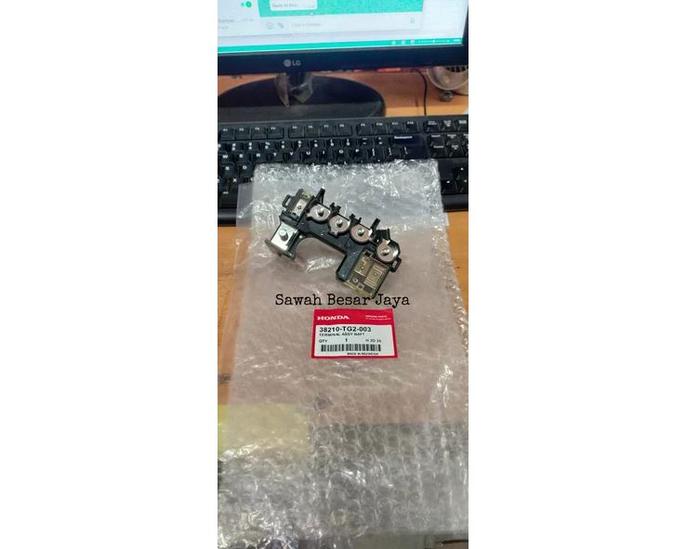 Gambar Terminal Battery Fuse Sekring Aki Brio Mobilio Freed BRV Original dari Sawah Besar Jaya undefined Tokopedia