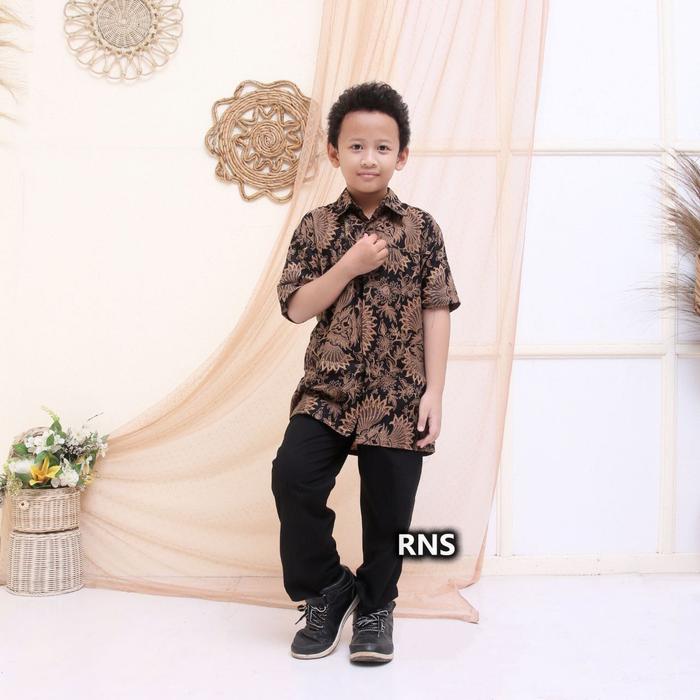 Gambar batik couple keluarga batik sarimbit keluarga batik couple wanita - Hem Anak, M dari Batik Iskandar undefined Tokopedia