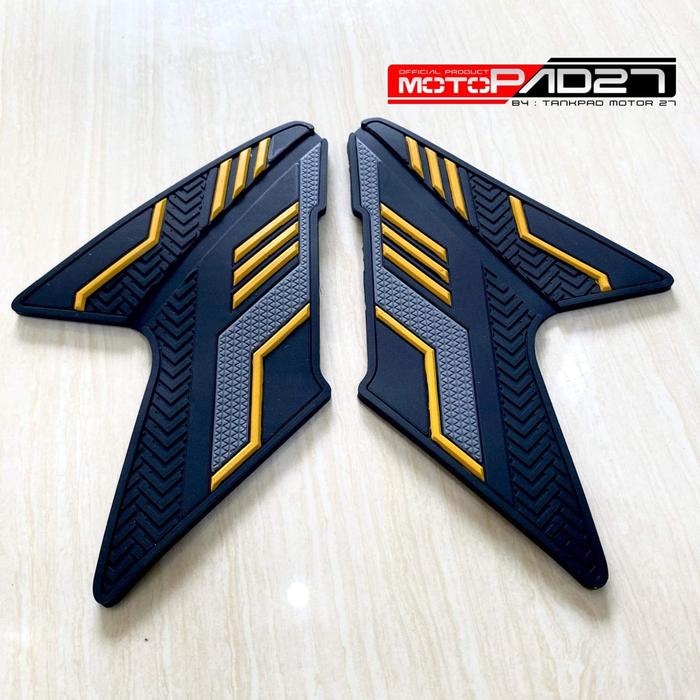 Gambar Sticker Stiker rubber karet Footstep Honda ADV 160 - Gold dari MOTOFREED undefined Tokopedia