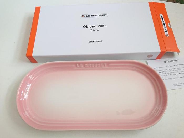 Gambar Le creuset original OBLONG PLATE 25cm (banyak warna) - Powder Pink dari Celiebox undefined Tokopedia