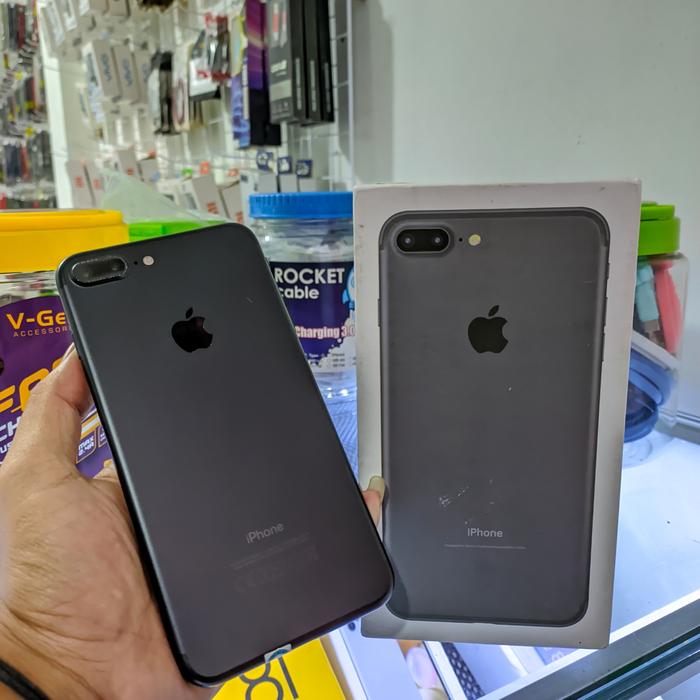 iPhone 7 Black 128 GB docomo スマートフォン本体 iPhone - iPhone 7