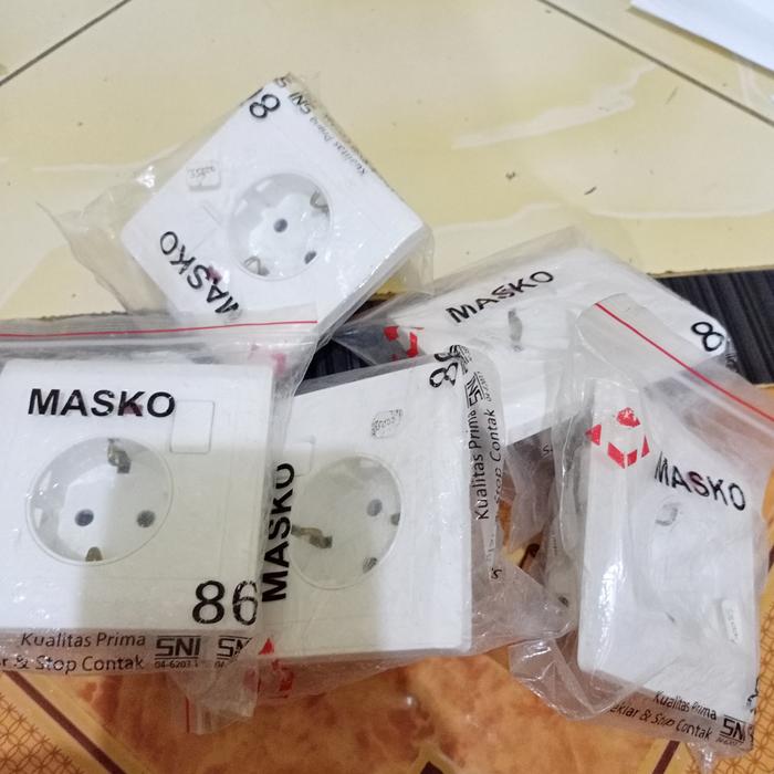 Jual stop kontak MASKO dilengkapi dengan tombol on/off - Kab. Karawang ...
