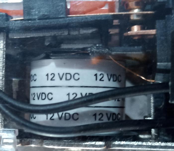 Gambar Relay Omron Ewig Socket Relay LY2 LY2N 8pin 8 pin - Ewig 12Vdc dari Balikpapan Spareparts undefined Tokopedia