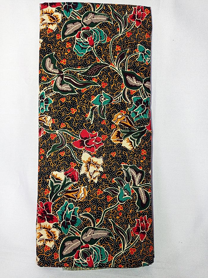 Gambar Kain Batik Katun Bunga Kembangan Hitam Biru Lebar 150Cm Isi 45Meter - Hitam dari sariwarnaasli undefined Tokopedia