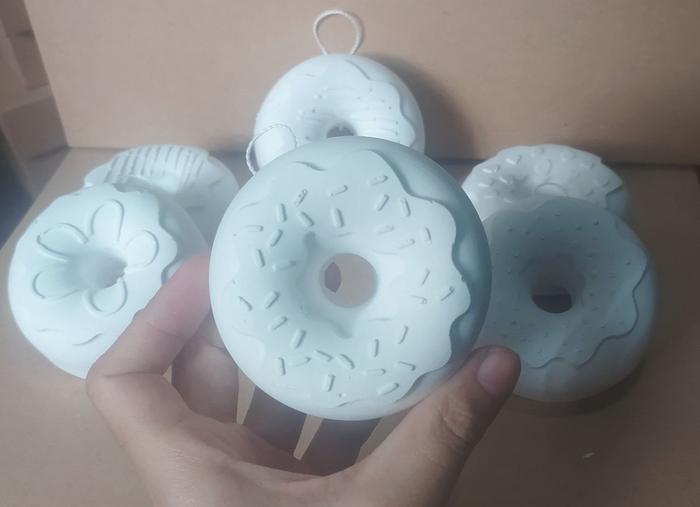Gambar Mainan Edukasi Mewarnai Patung Lukis Donat dari ARSUN ART GALLERY & TOYS EDU undefined Tokopedia