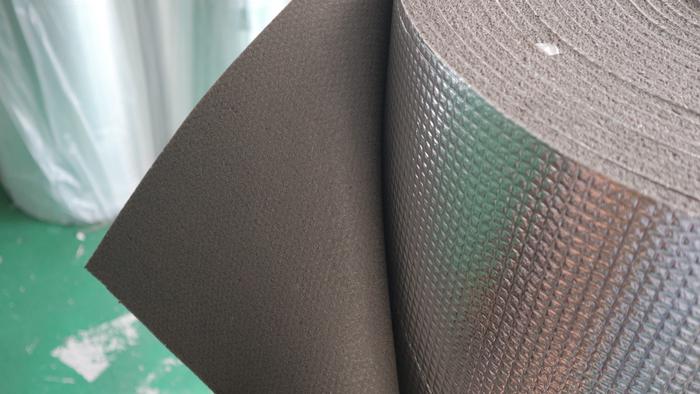 Gambar Peredam panas dan suara atap rumah 12mm x 1M x 1M Gedung Pabrik Gudang - Single Allum dari DnD Foam undefined Tokopedia