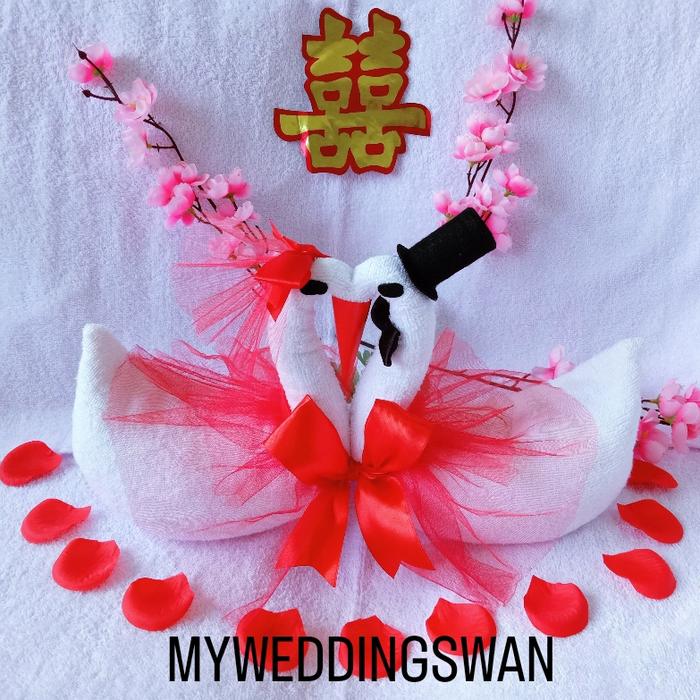 Gambar Handuk Angsa Tuxedo Seserahan - ANGSA A dari ONNIE FASHION undefined Tokopedia