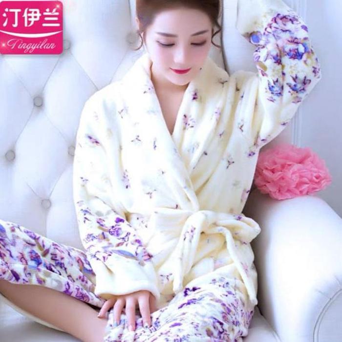 Gambar HANDUK KIMONO IMPORT ADA SIZE JUMBO - White Flower dari fayahira undefined Tokopedia