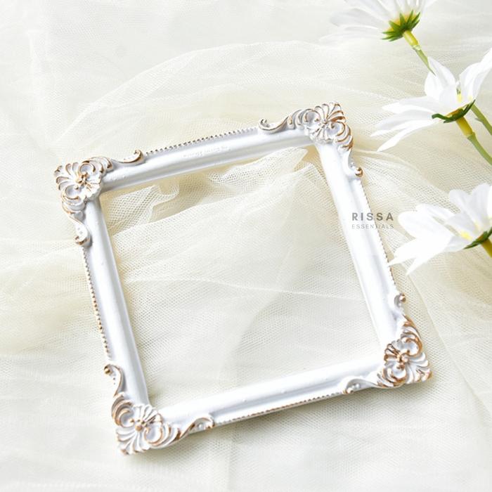 Gambar Properti Foto Vintage Eropa Frame Dummy Frame Kecil Prop Foto Layout - White dari Rissa Essentials undefined Tokopedia