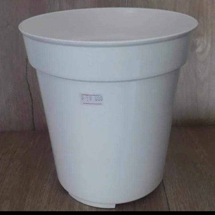 Gambar Pot Tinggi SV 16 Hitam-Putih - Putih dari Pot Plastik Andre Florist undefined 4 Tokopedia