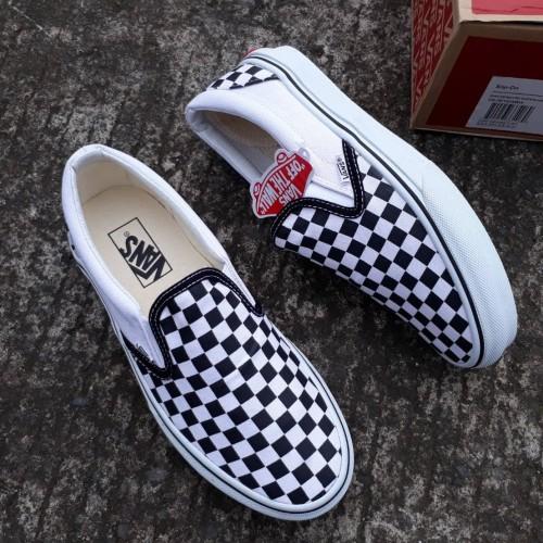 Jual SEPATU VANS SLIP ON CHECKERBOARD MOTIF CATUR HITAM PUTIH 41