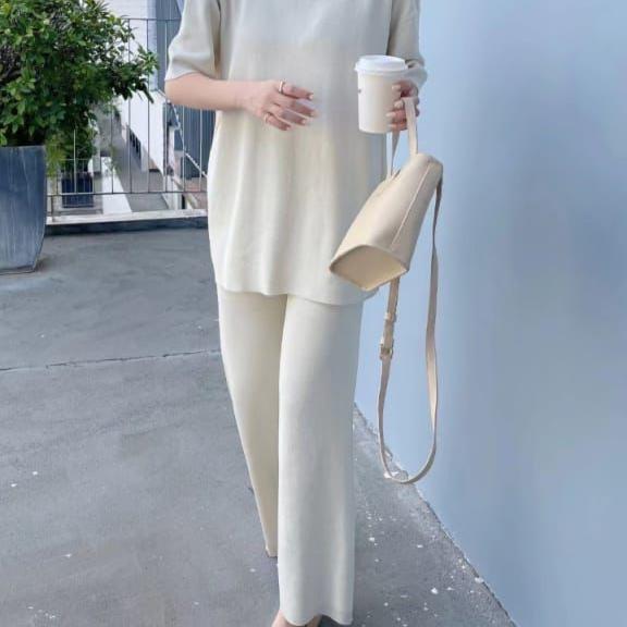 Gambar Knit set - High Neck Top & Pants - White dari Prettyinpastel28 undefined Tokopedia
