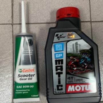 Gambar OLI MESIN VESPA MATIC MOTUL PAKET ENGINE 2V - BASIC dari SCOOTERMAN undefined Tokopedia