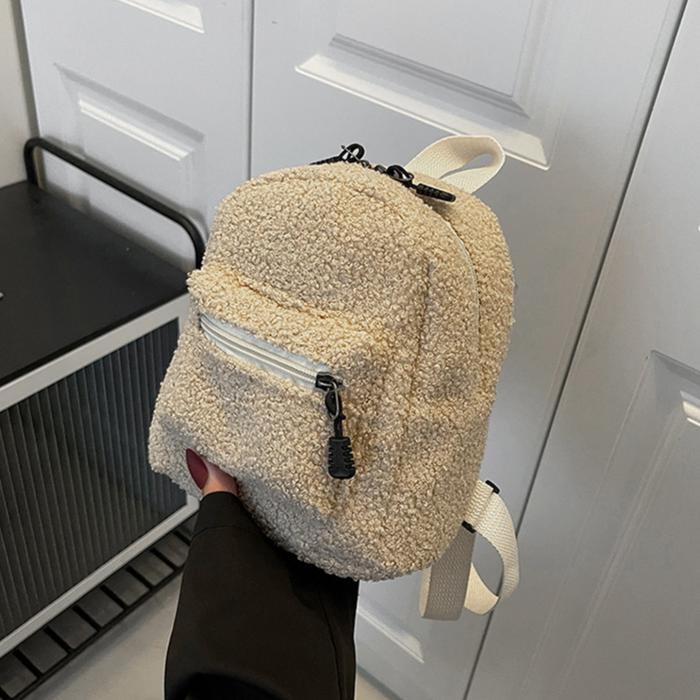 Gambar Mismi Lucky Bag Tas Ransel Mini Wanita Winter Plush Style Korea - 17L - Khaki dari Mismi Official Store undefined Tokopedia