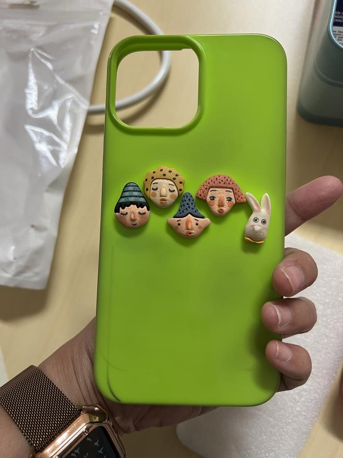Gambar Preloved case iphone 13 promax dari me_azalea_ undefined Tokopedia