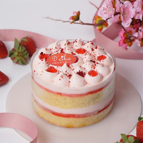 Gambar Korean Cake - Strawberry dari DCIKA BAKERY undefined Tokopedia