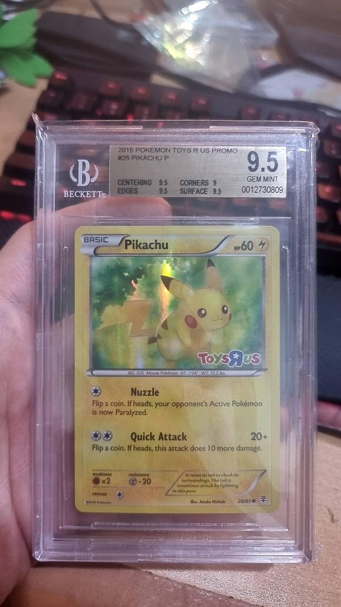 Jual BGS 2016 Pokemon Pikachu 26/83 Generations Toys R Us