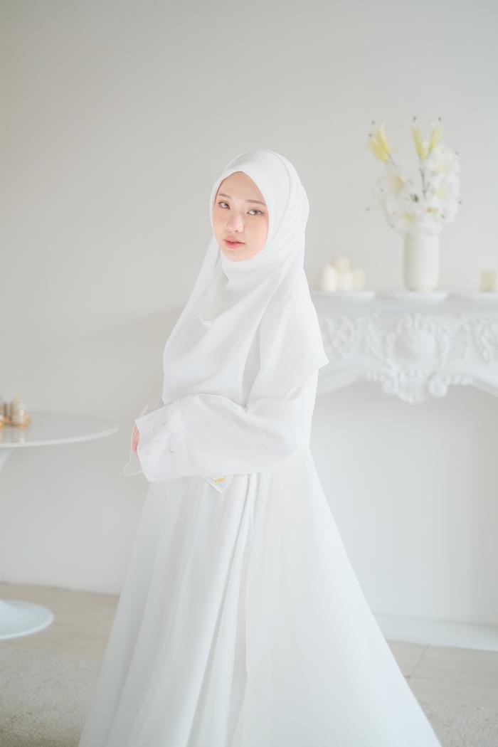 Gambar Shireen abaya - sand, L dari Kazami official undefined Tokopedia