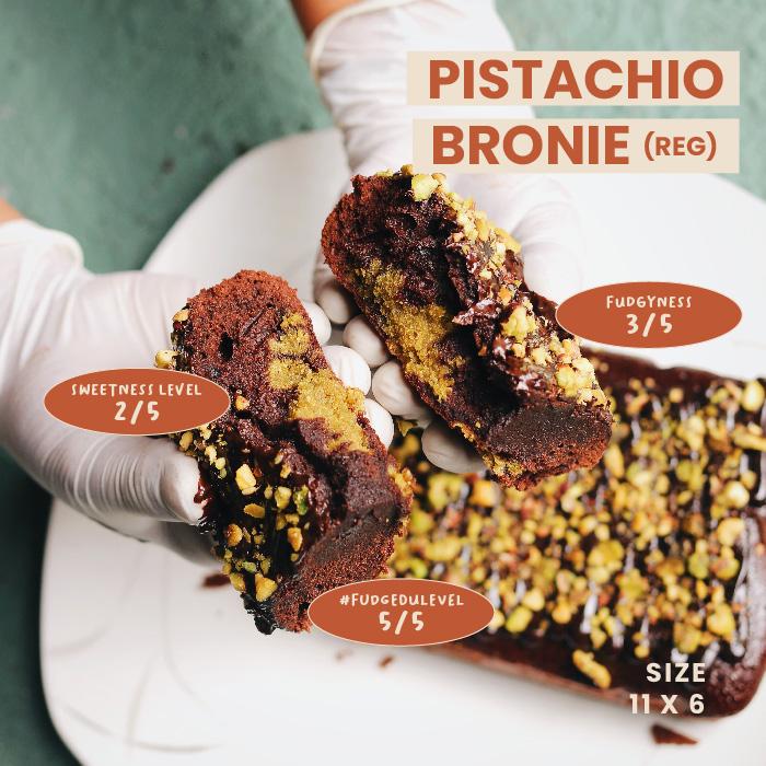 Gambar Fudgybro Pistachio Brownies Reguler Size dari Fudgybro undefined Tokopedia