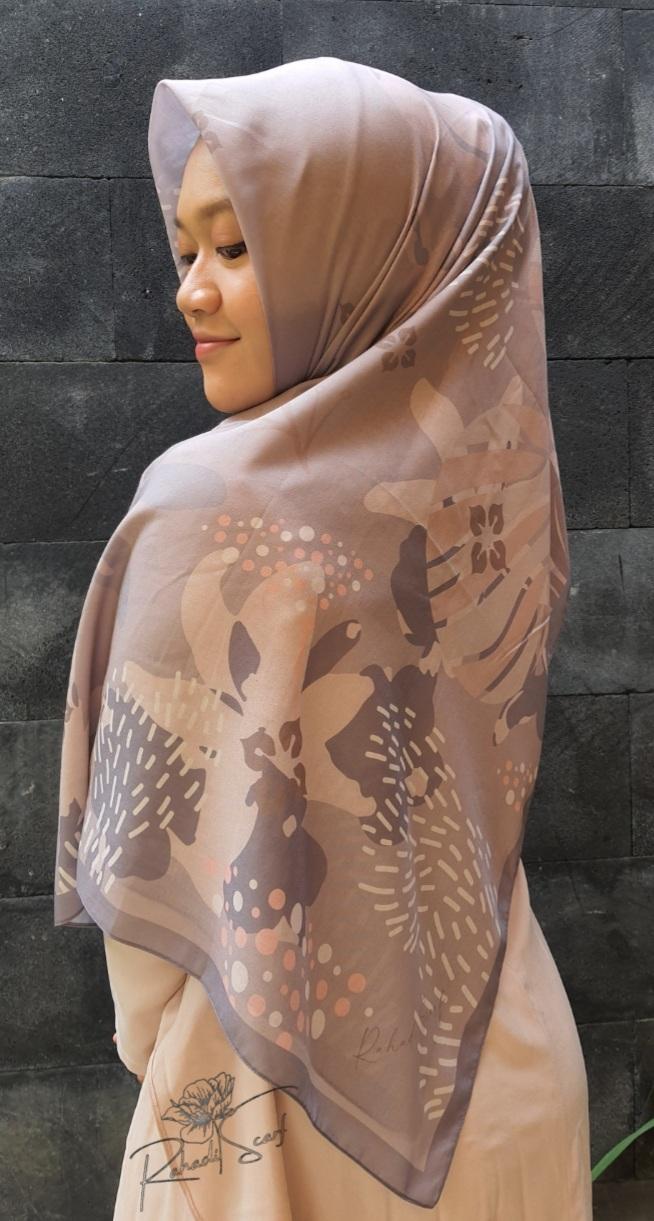 Gambar Hijab Jilbab Premium Syar'i Segi Empat 140x140 cm Voal Ultrafine - RH08 dari RahadiScarf undefined Tokopedia