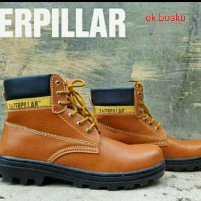 Gambar safety shoes Sepatu Safety Caterpillar Boots Bromo - tan, 39 dari standupcollections undefined Tokopedia