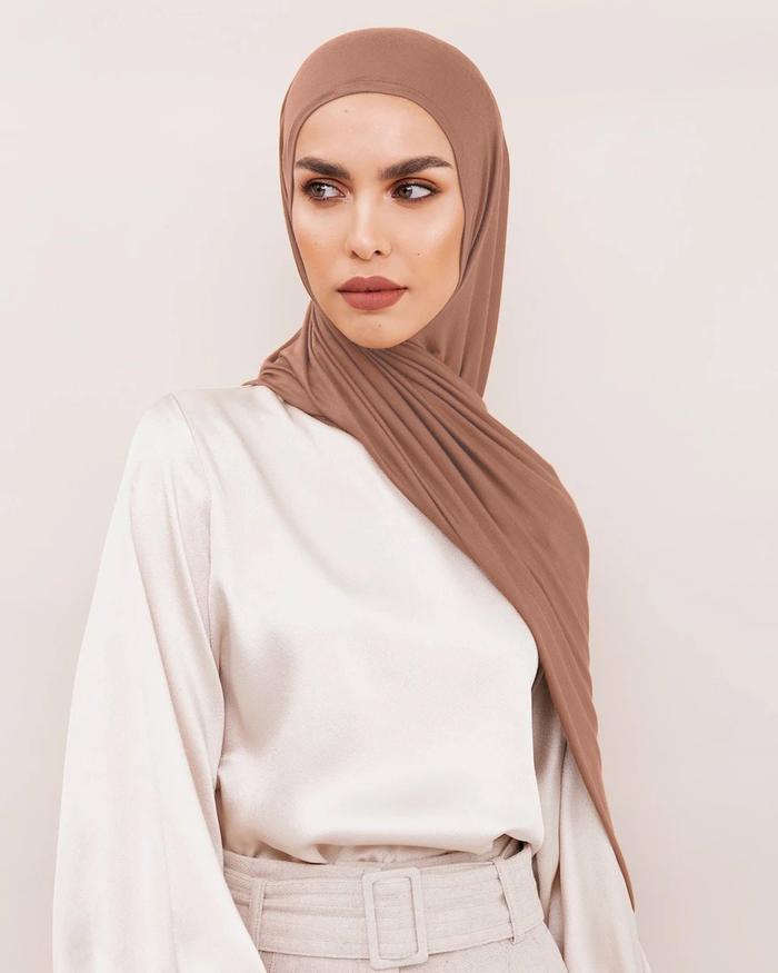 Gambar SOFT TOUCH RAYON - NUDE BROWN dari HijabFairuz undefined Tokopedia