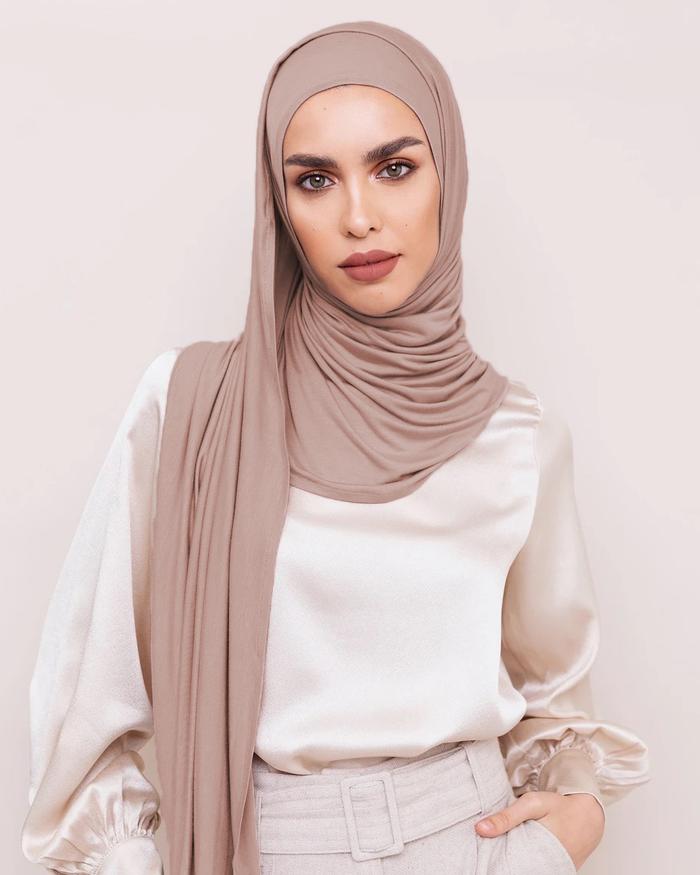 Gambar SOFT TOUCH RAYON - ROSE BROWN dari HijabFairuz undefined Tokopedia